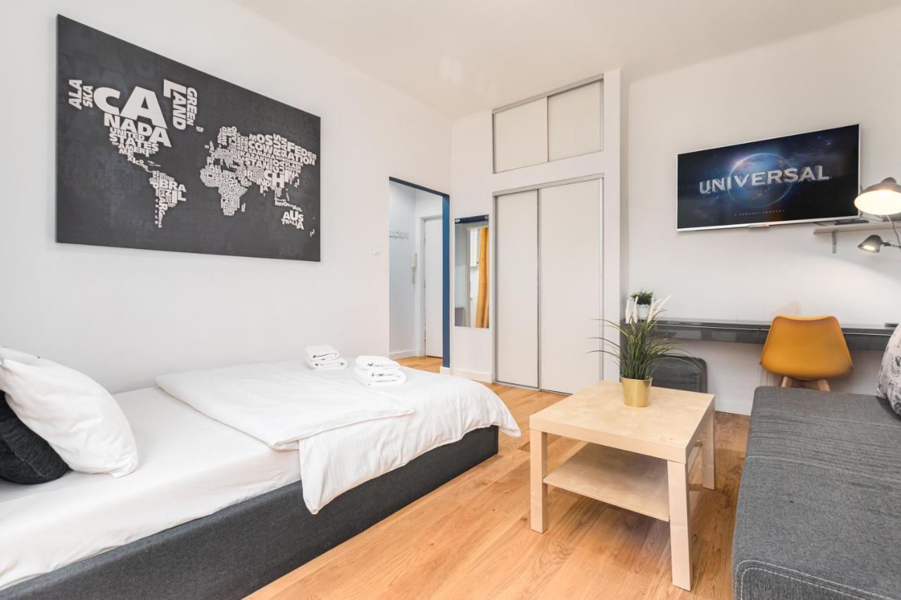 Central Apartament By Your Freedom Warszawa Eksteriør billede